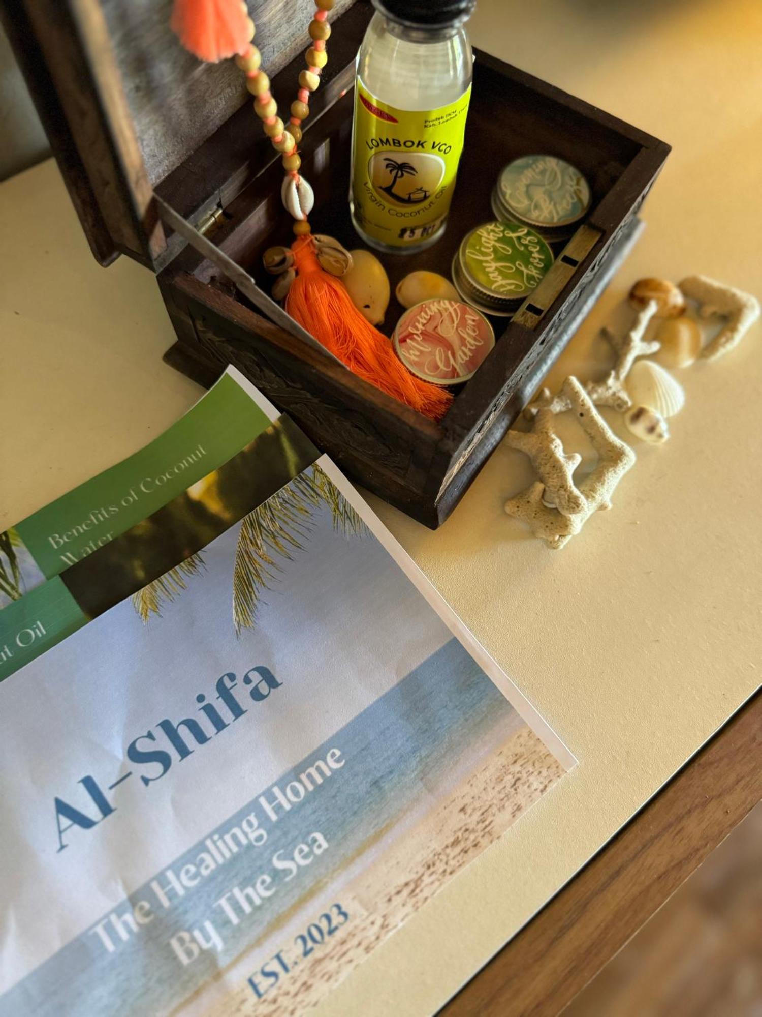 Отель Al-Shifa Healing House Lombok Гили-Эйр Экстерьер фото