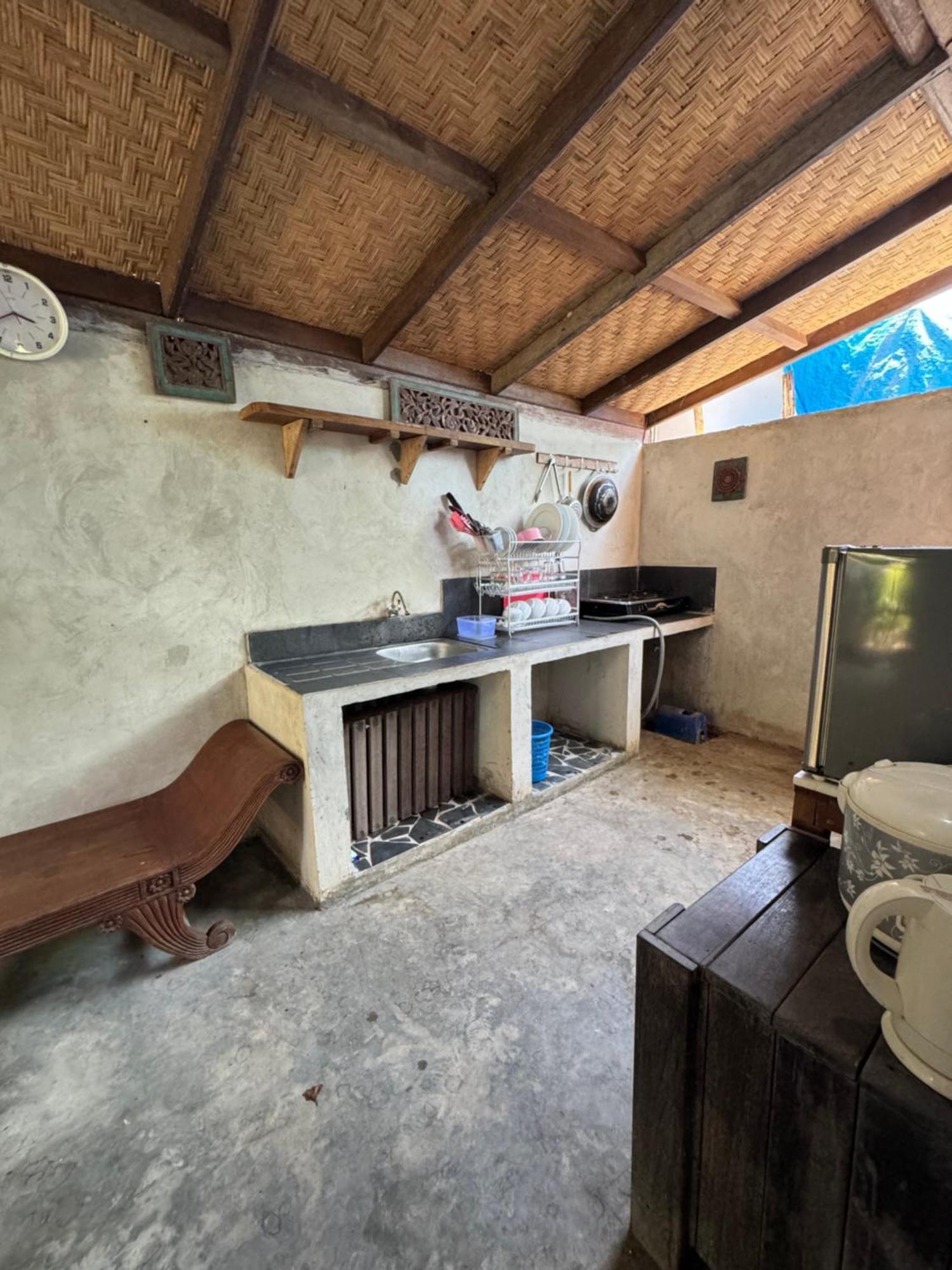 Отель Al-Shifa Healing House Lombok Гили-Эйр Экстерьер фото
