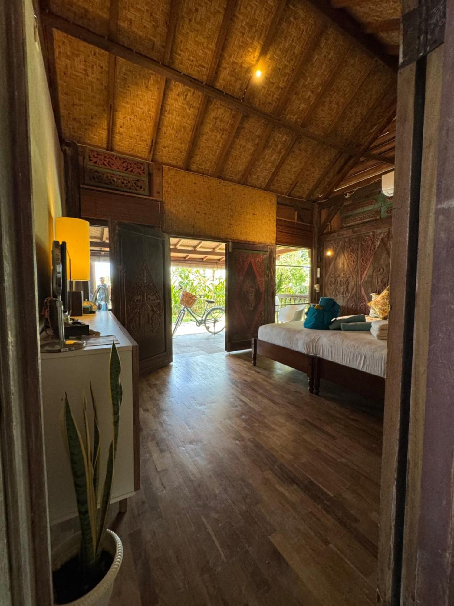 Отель Al-Shifa Healing House Lombok Гили-Эйр Экстерьер фото